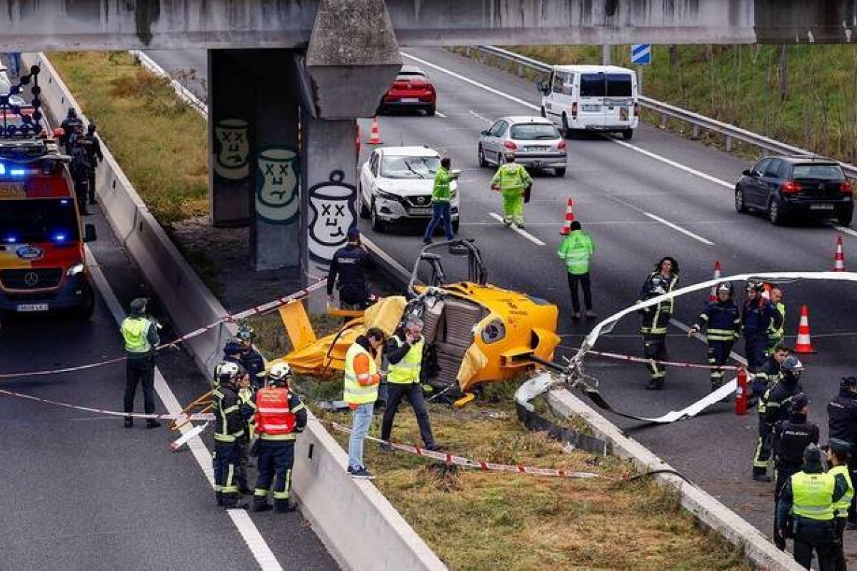 [Queda de helicóptero em Madri deixa três feridos e atinge carro]