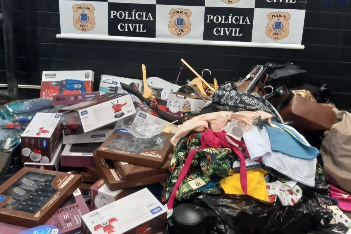 [Polícia Civil prende suspeitos de furto em Santo Antônio de Jesus ]