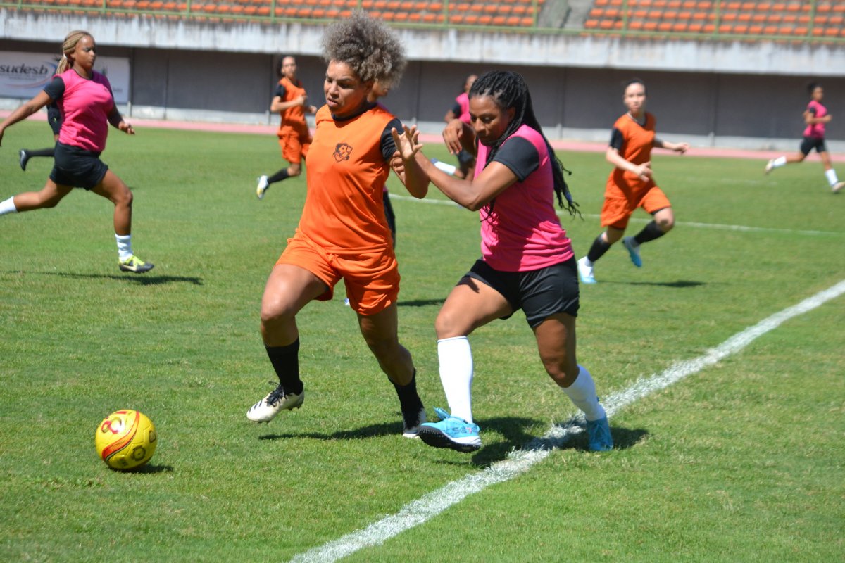 [Salvador: semifinais definem finalistas da Copa Loreta Valadares de Futebol Feminino 2023]
