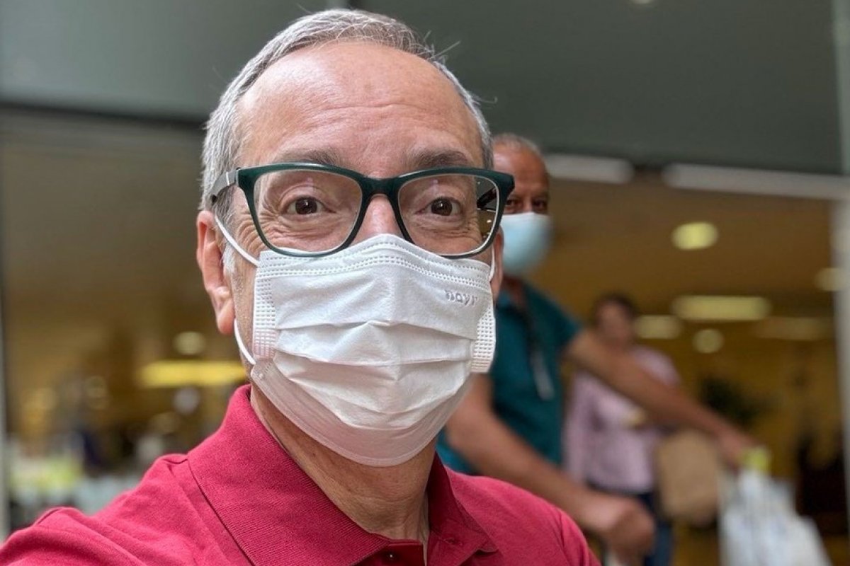 [Jornalista José Roberto Burnier tem alta de hospital após infarto!]