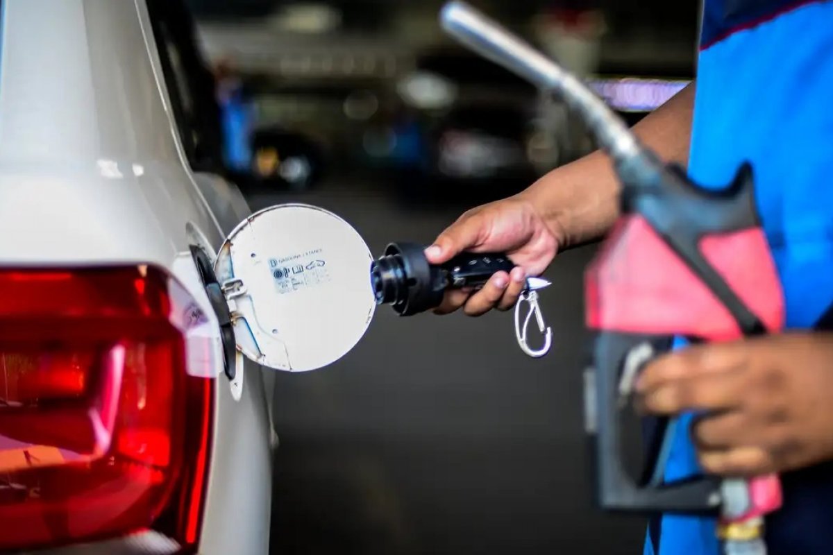 [Preços da gasolina e do etanol voltam a subir após semanas de queda, diz ANP]