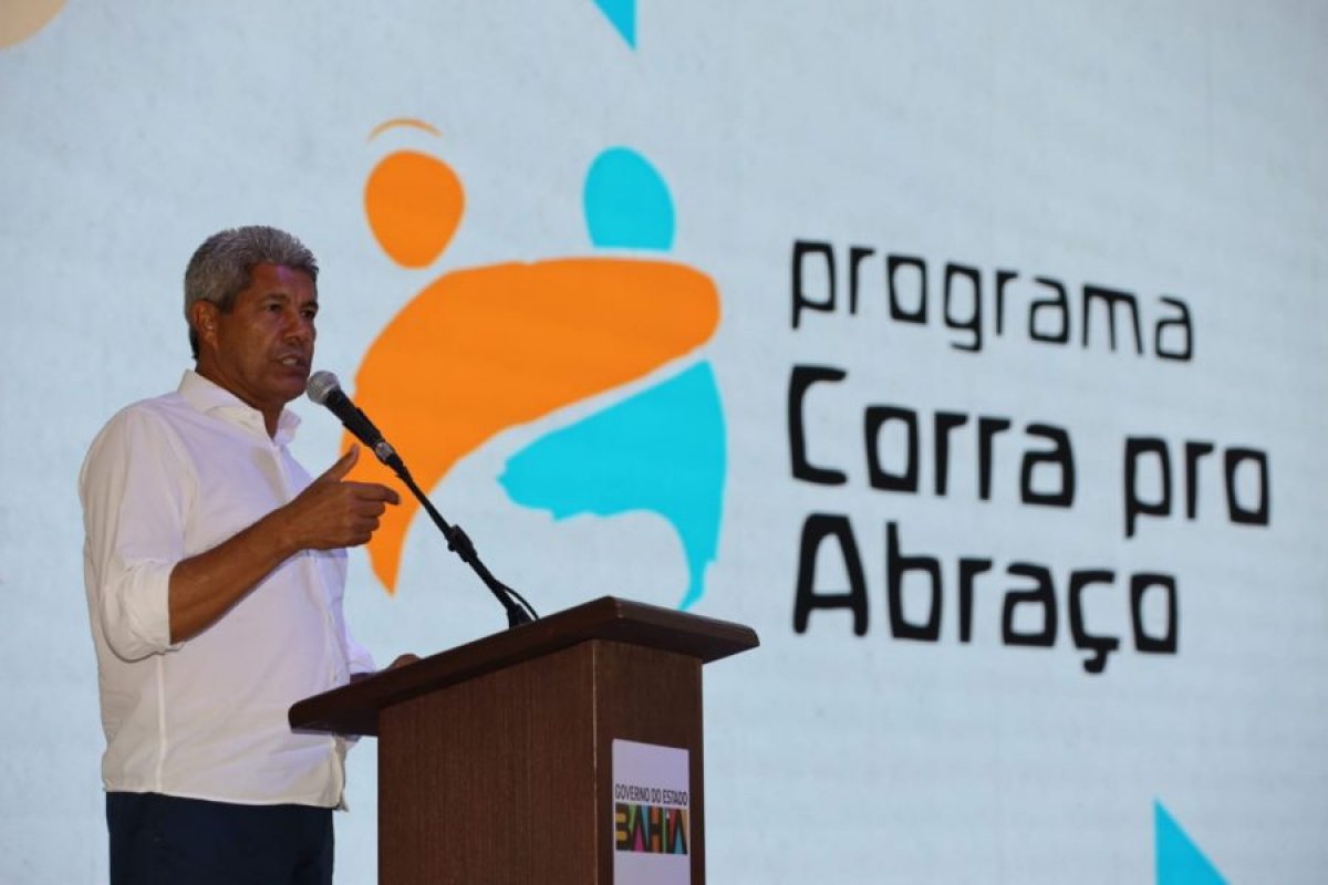 [Governador anuncia expansão de  Programa Corra pro Abraço para mais quatro municípios baianos ]