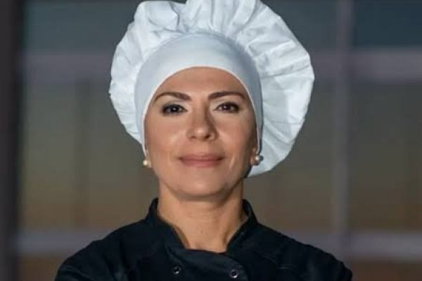 [Chef Andréa Ribeiro cria sobremesa em homenagem mães em parceria com novo chef confeiteiro do Mistura!]