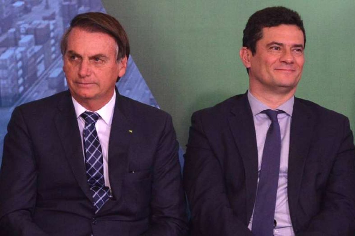 [Pesquisa revela que Bolsonaro lidera disputa para eleição presidencial de 2022]