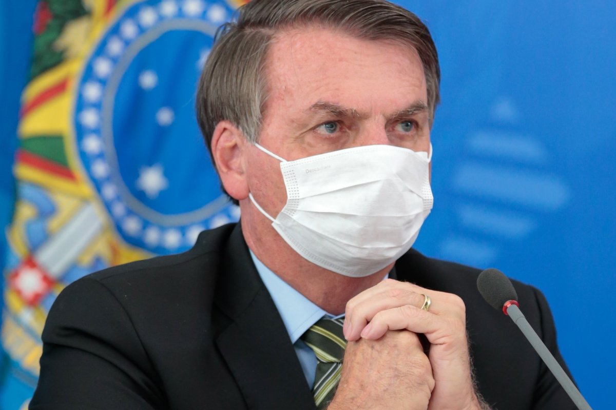 [Justiça determina que hospital que atendeu Bolsonaro divulgue lista de infectados]
