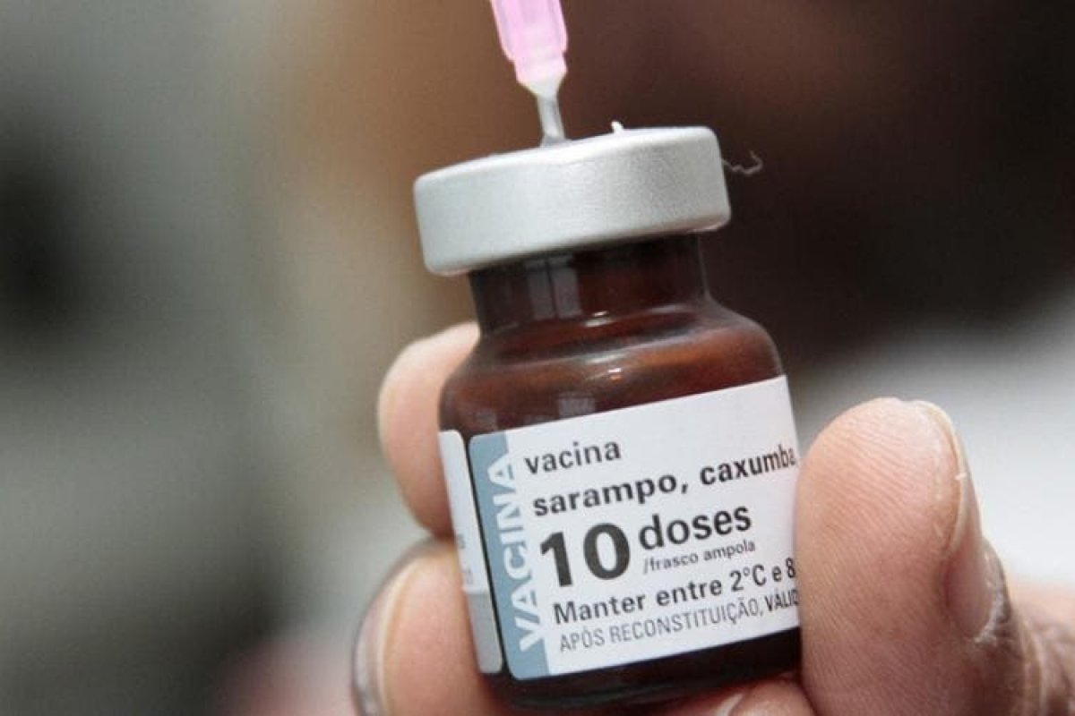 [Para prevenir Covid-19, Ministério da Saúde pede adiamento de vacinas de caxumba e rubéola]