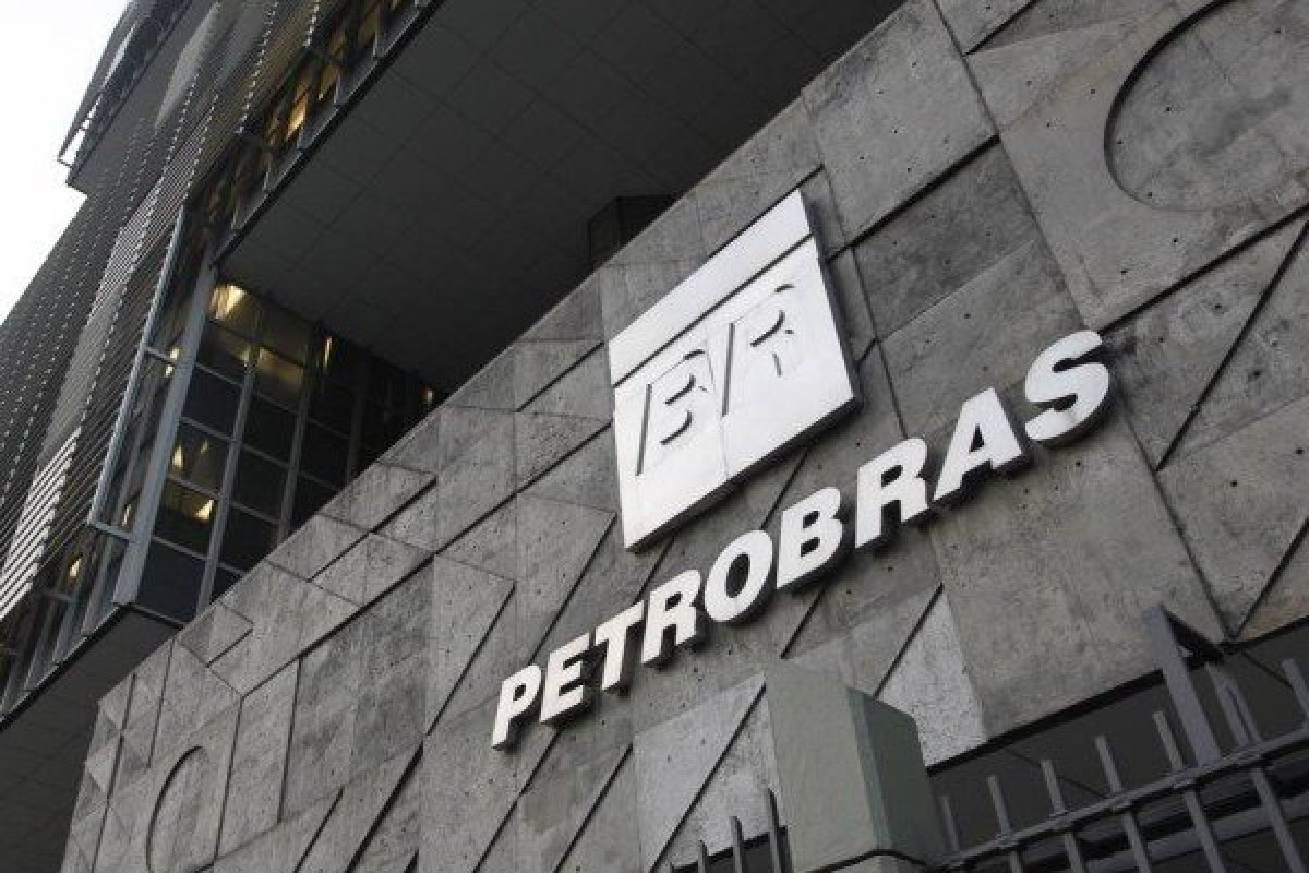 [Covid-19: Petrobras disponibiliza 20 mil equipamentos de segurança para hospital universitário]