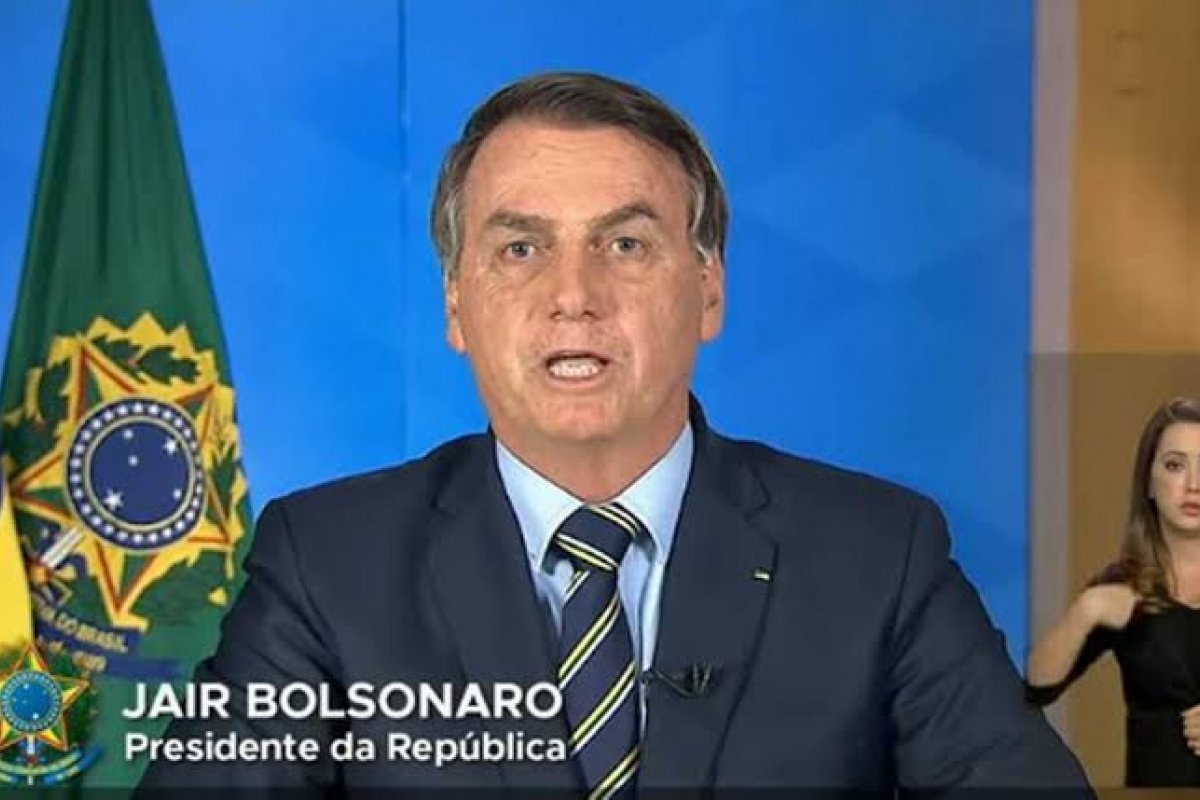 [Após pronunciamento de Bolsonaro, governadores falam em impeachment]