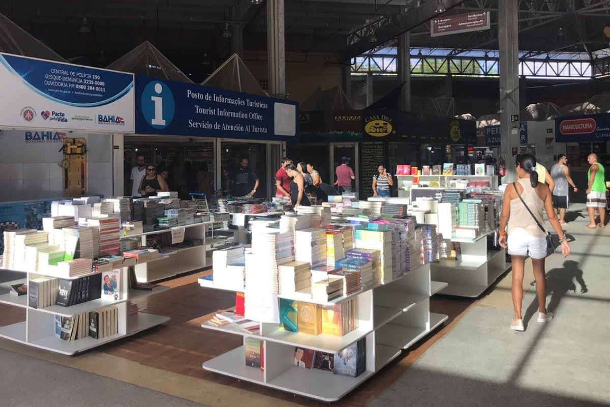 [Mercado do Rio Vermelho recebe feira de livros com valores a partir de R$ 10]