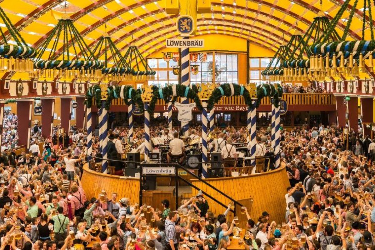 [Festival Oktoberfest é cancelado na Alemanha por causa do novo coronavírus]