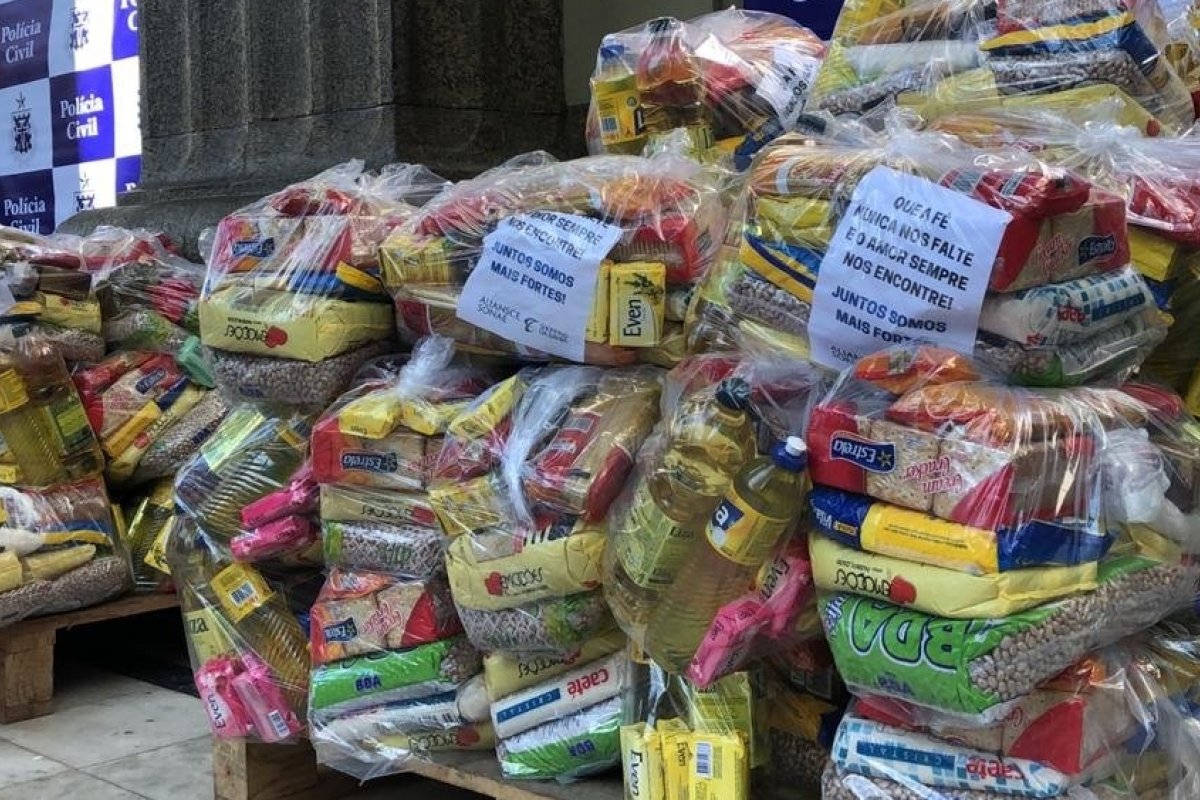 Operação vai distribuir mais de 25 mil cestas básicas em Salvador ...