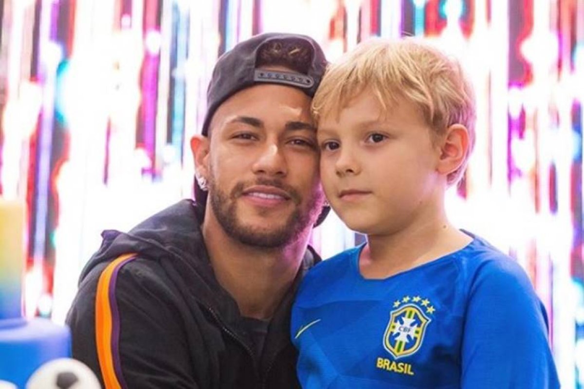 [Médico que processou Neymar entra em acordo com o jogado após nove anos ]