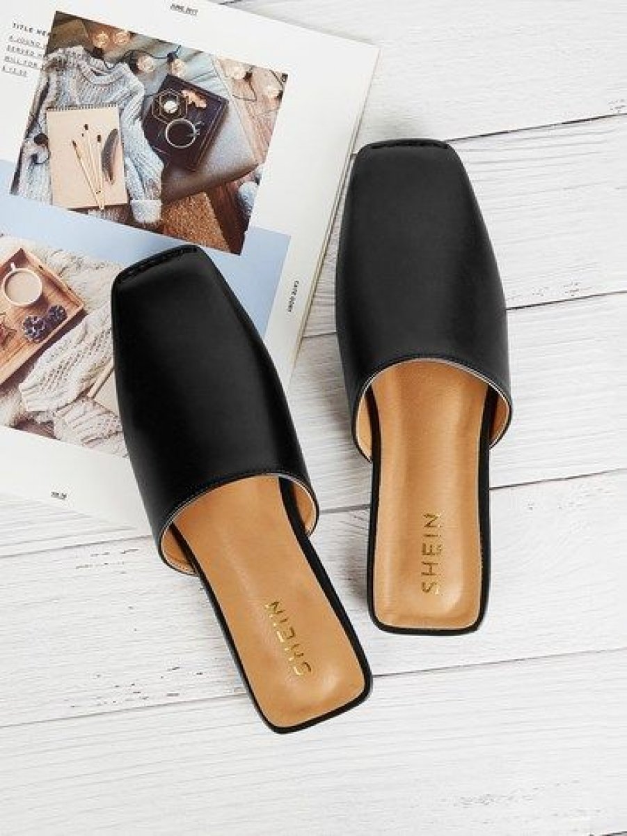 sandalia bico de pato