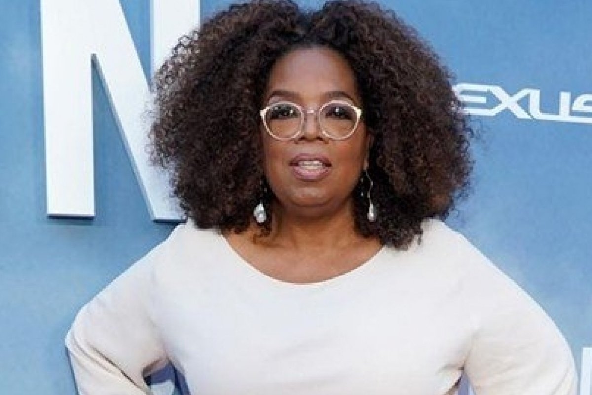 [Oprah Winfrey anuncia  audiência pública sobre o racismo. Saiba como assistir;]