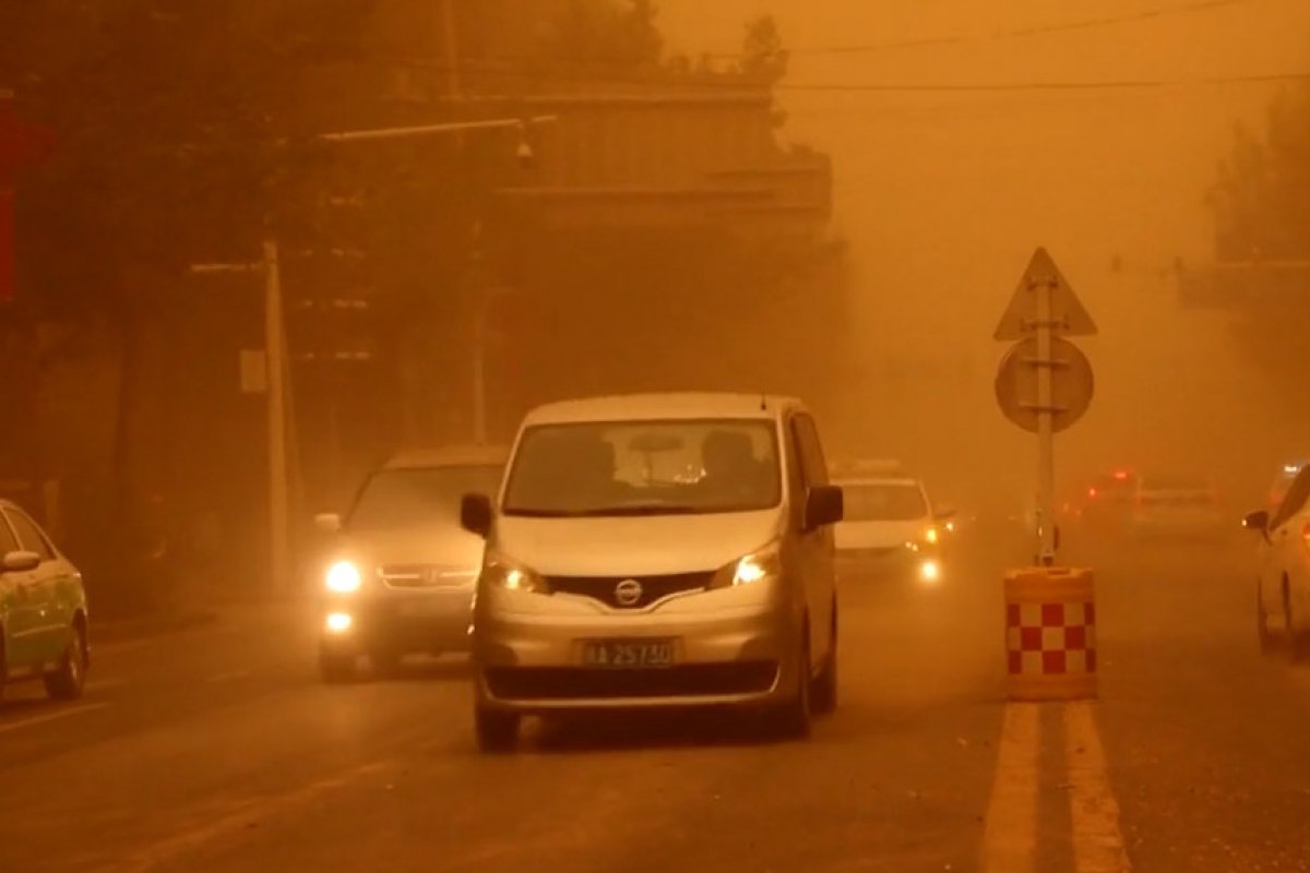 [Veja Video: Forte tempestade de areia atinge Hotan, em Xinjiang,na China ]