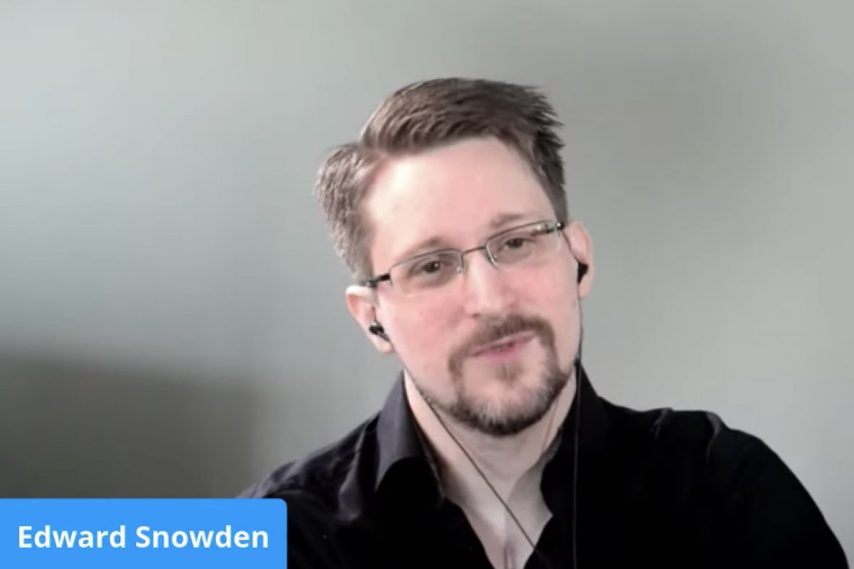 [Edward Snowden critica projeto de lei das fake news no 3º dia de Campus Party]