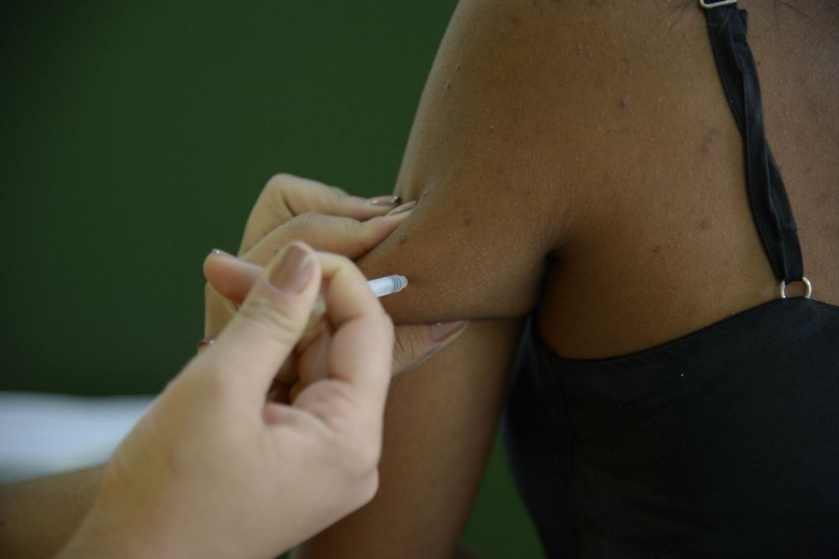 [Pesquisa: risco de morte por febre amarela pode ser identificado mais cedo]