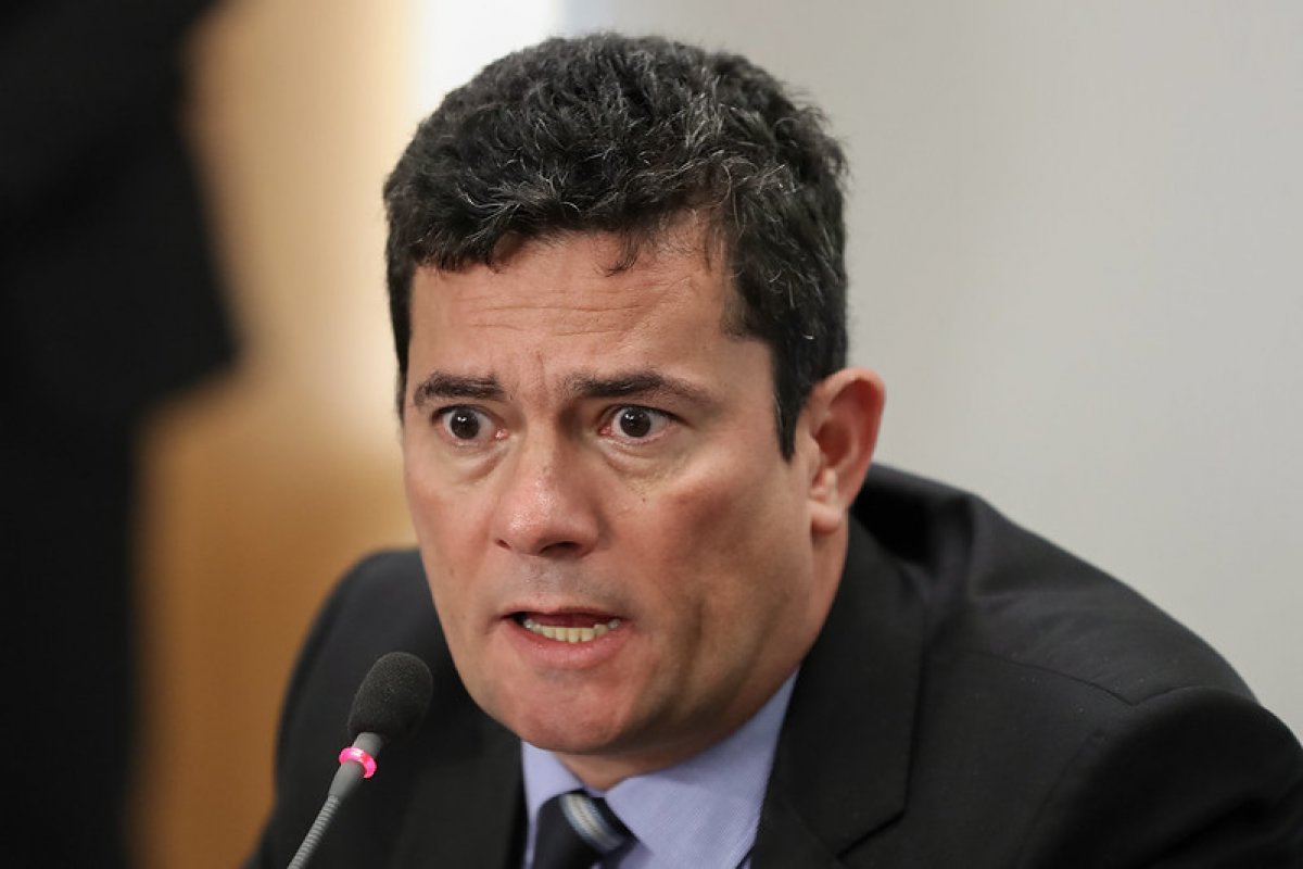 [Jornal afirma que Sérgio Moro se recusou a participar de campanha eleitoral]