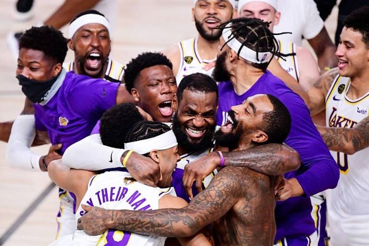 [Lakers anulam o Heat no jogo 6 e faturam título da NBA]