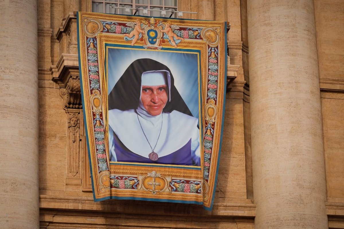 [Comemoração de um ano da canonização de Irmã Dulce terá missas no Santuário]