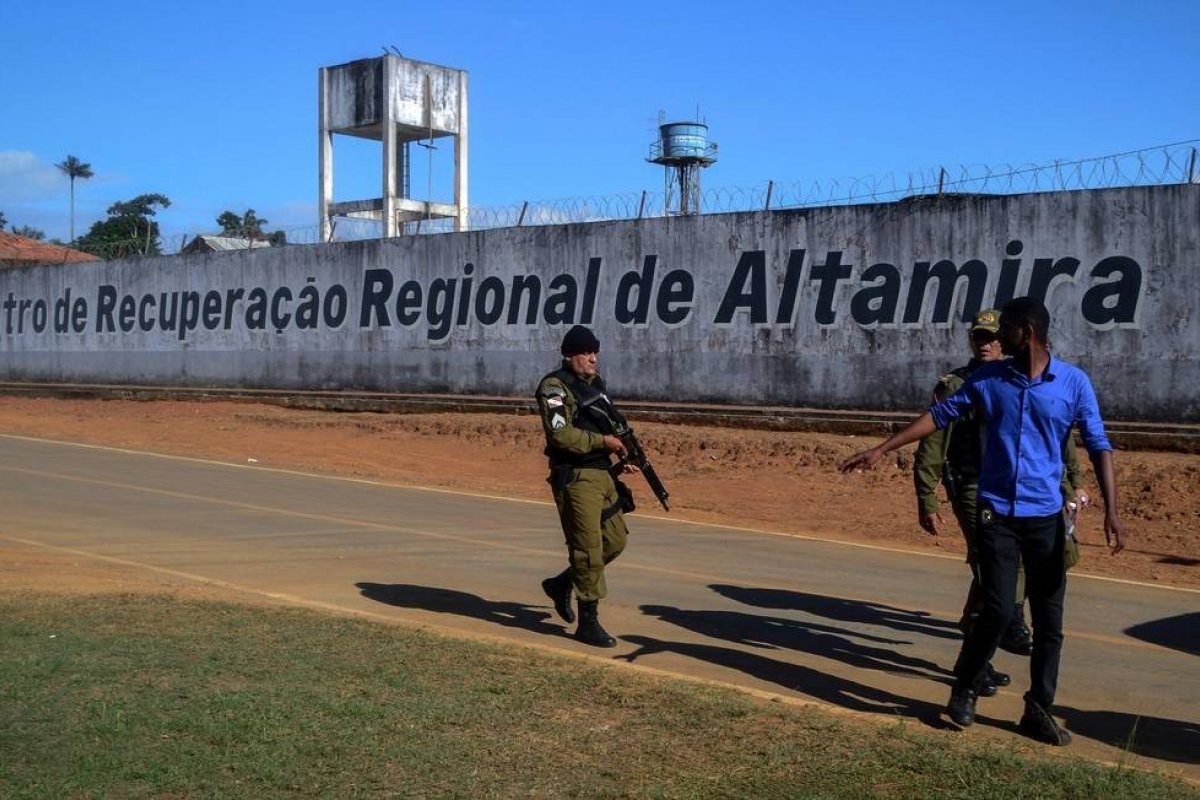 [Governo do Pará divulga nomes dos 57 mortos em massacre no presídio]
