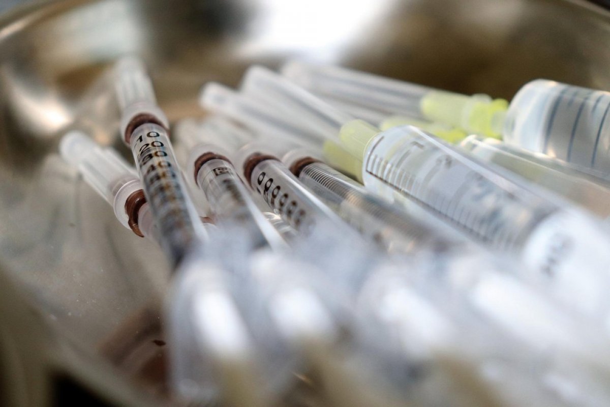 [Covid-19: brasileiros confiam menos em vacina chinesa, aponta pesquisa]