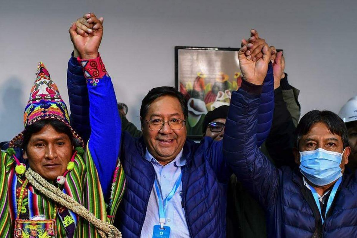 [Mesa reconhece vitória de Arce nas eleições presidenciais da Bolívia]