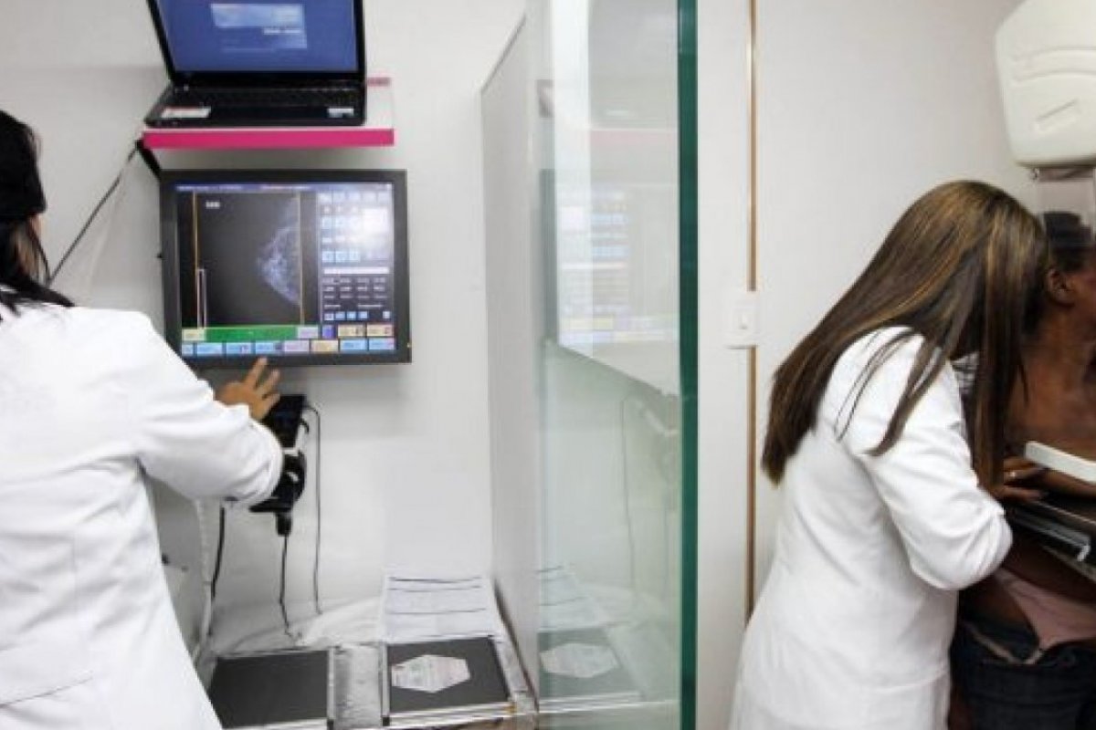 [Outubro Rosa: Mais de 3,5 mil mamografias já foram realizadas em Salvador, diz Sesab]