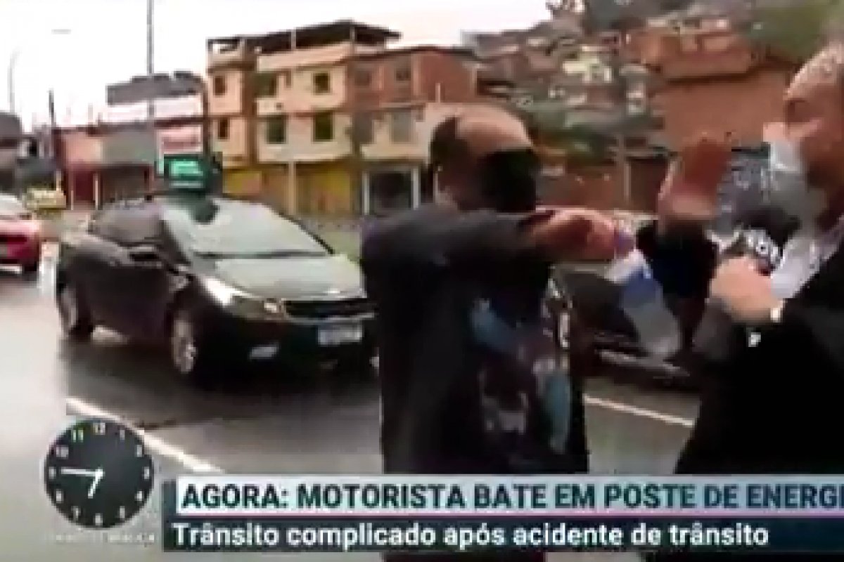 [Vídeo: Repórter do SBT é agredido durante reportagem ao vivo no Rio]
