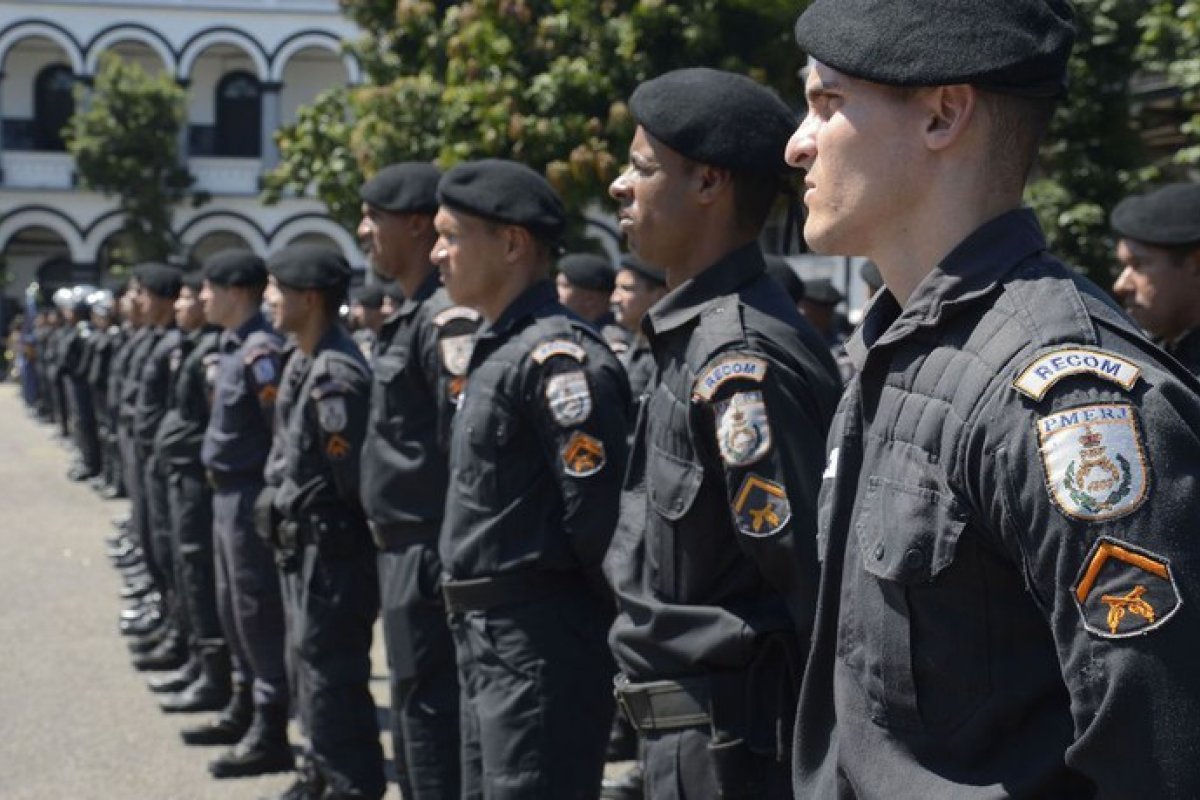 [Interpol irá disponibilizar 75 cursos para agentes de segurança pública]