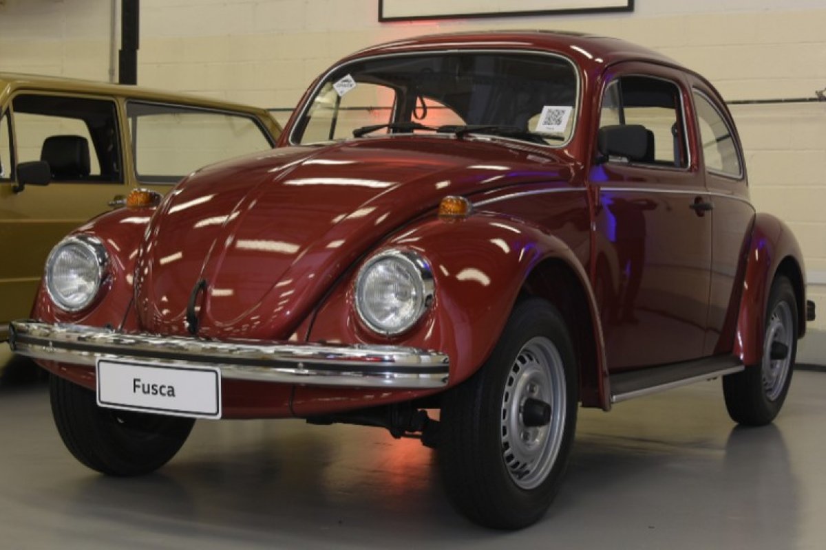 [Volkswagen Fusca faz sucesso como carro usado e chega a mais de 57 mil modelos vendidos em 2020]