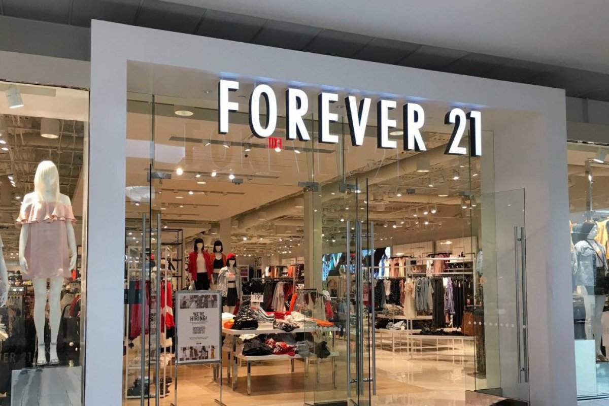 [Forever 21 decide fechar todas as lojas localizados nos shoppings da Rede Multiplan]