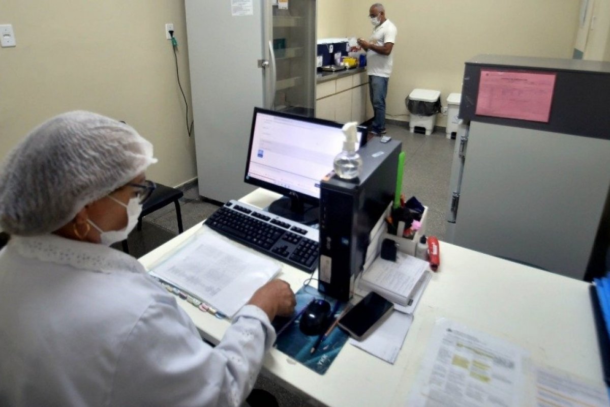 [Prefeitura prepara 32 postos de vacinação contra Covid-19 em Salvador]