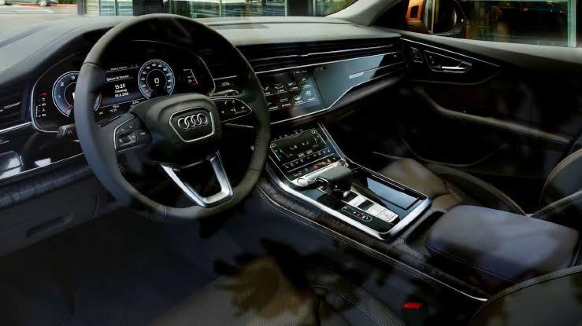 [Audi Q8 estreia no país com motor híbrido por R$ 471,9 mil]