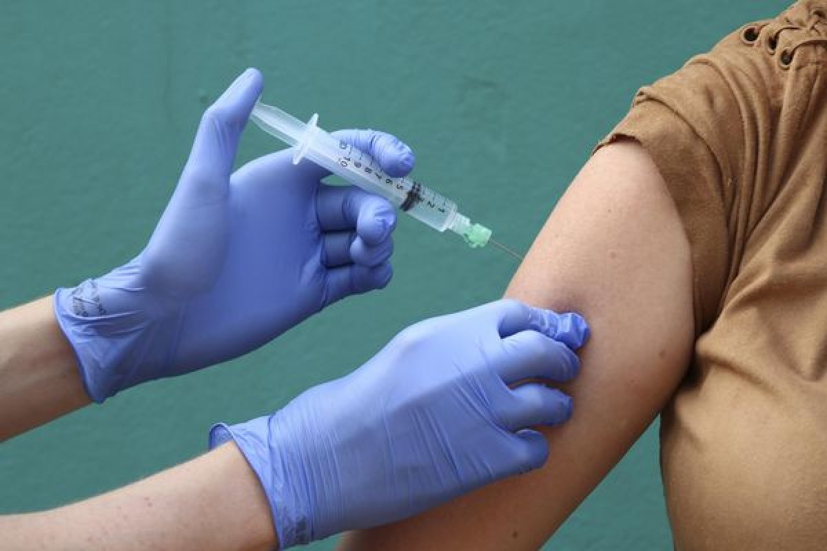 [Estudo israelense indica queda de 94% nas infecções com sintomas em vacinados contra a Covid-19]