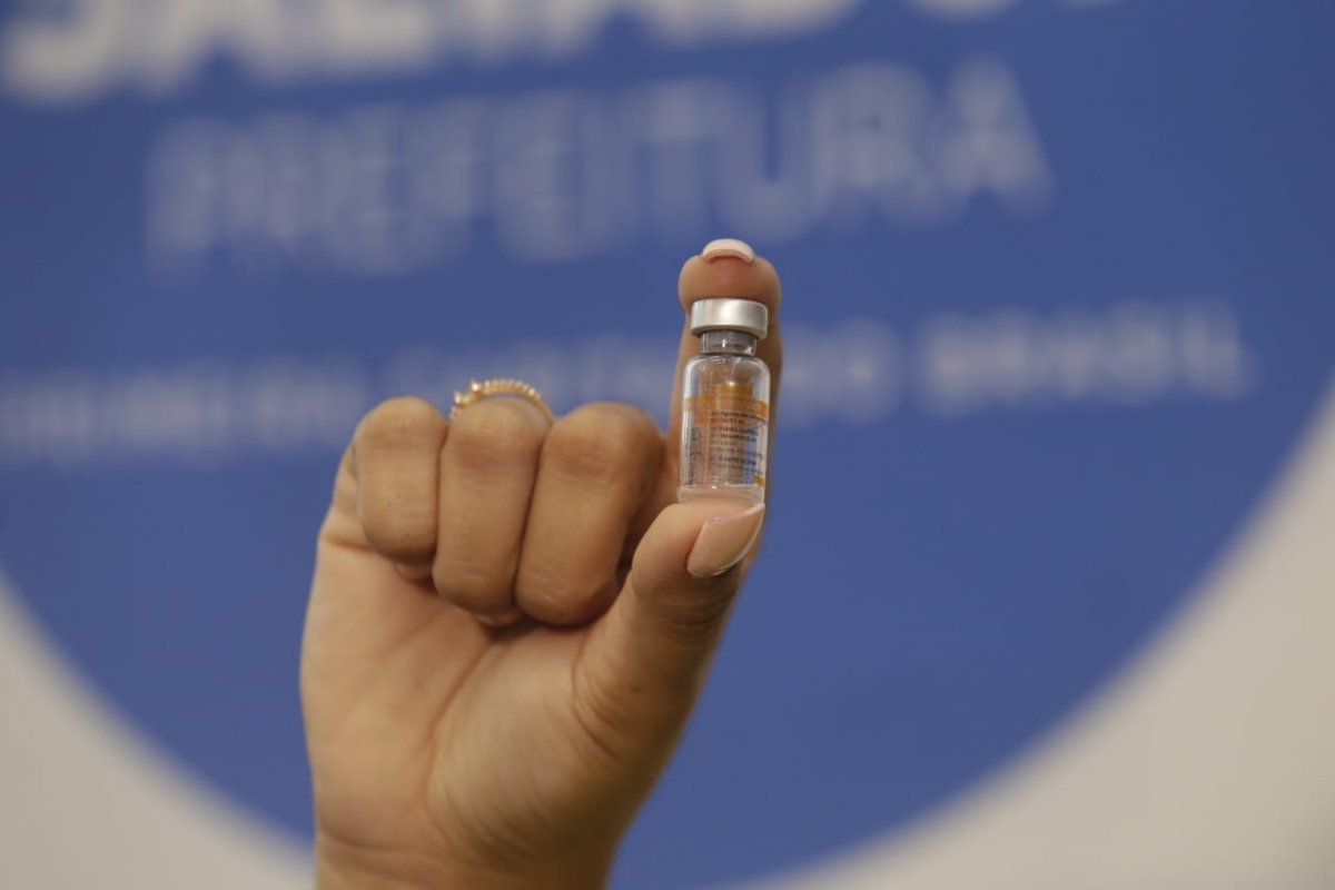 [Brasil recebe mais dois milhões de doses da vacina contra a Covid-19]
