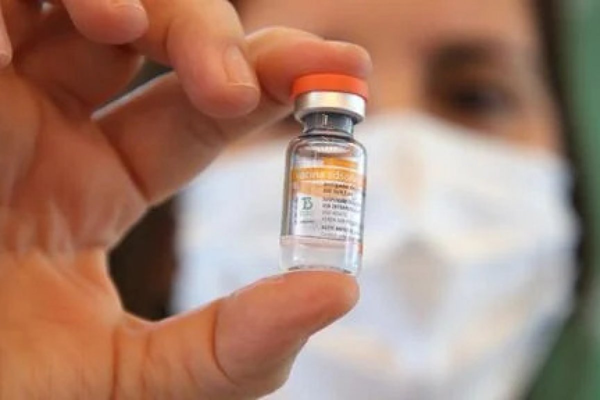 [Butantan começa a entregar 3,4 milhões de doses da CoronaVac ao Ministério da Saúde nesta terça-feira ]