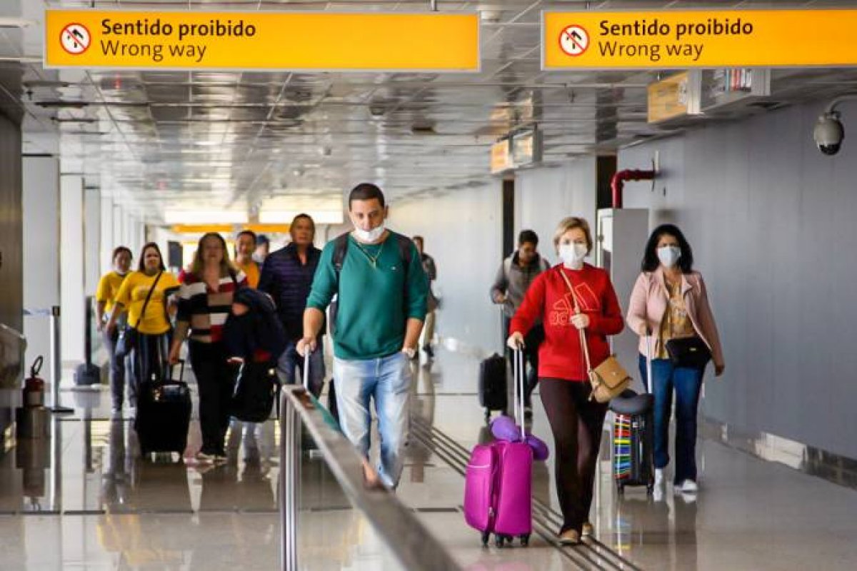 [Com avanço da pandemia, brasileiro se torna o segundo turista mais rejeitado no mundo]