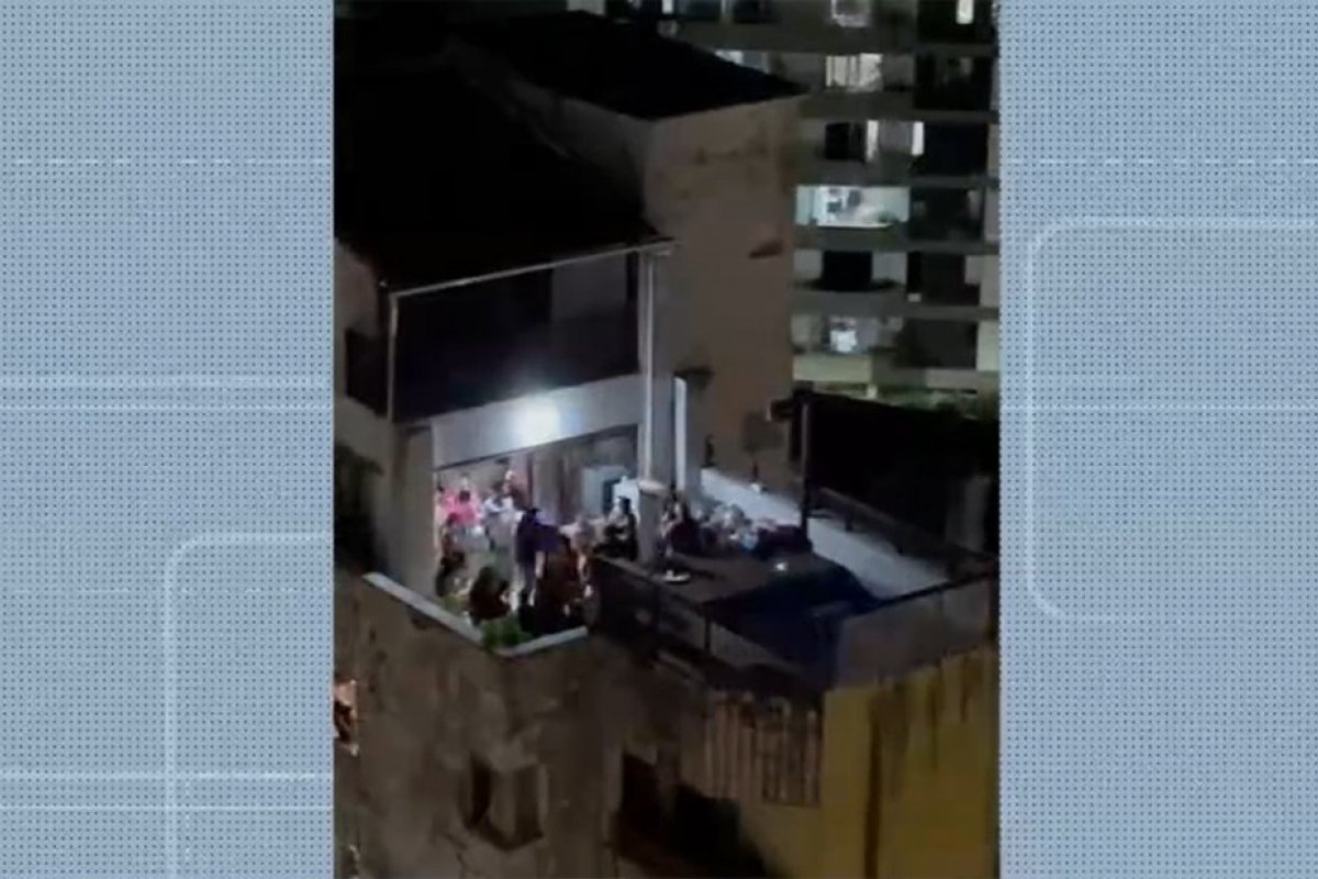 [Festa com aglomeração é flagrada em cobertura de prédio no bairro da Barra, em Salvador]