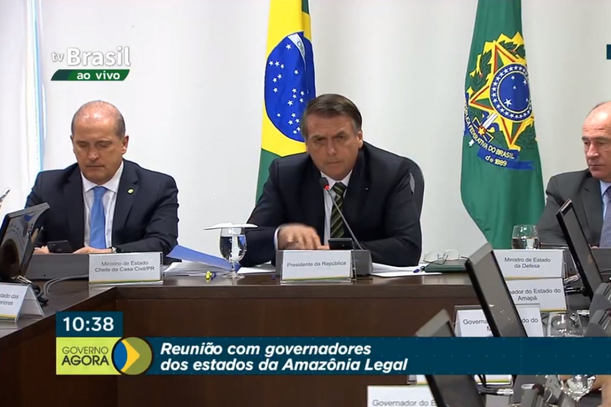 [Em reunião, governadores pedem que Bolsonaro aceite ajuda do G7]