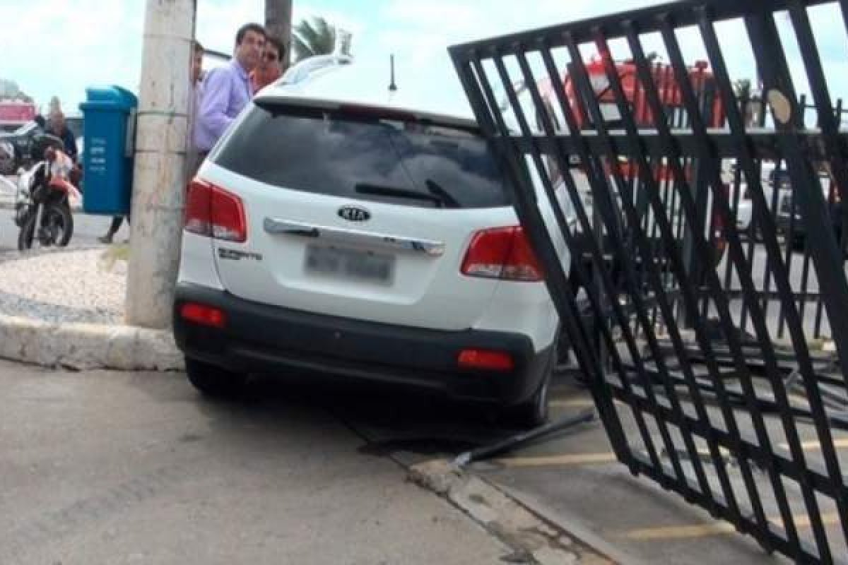 [Katia Vargas pede devolução de carro envolvido no acidente de irmãos mortos]