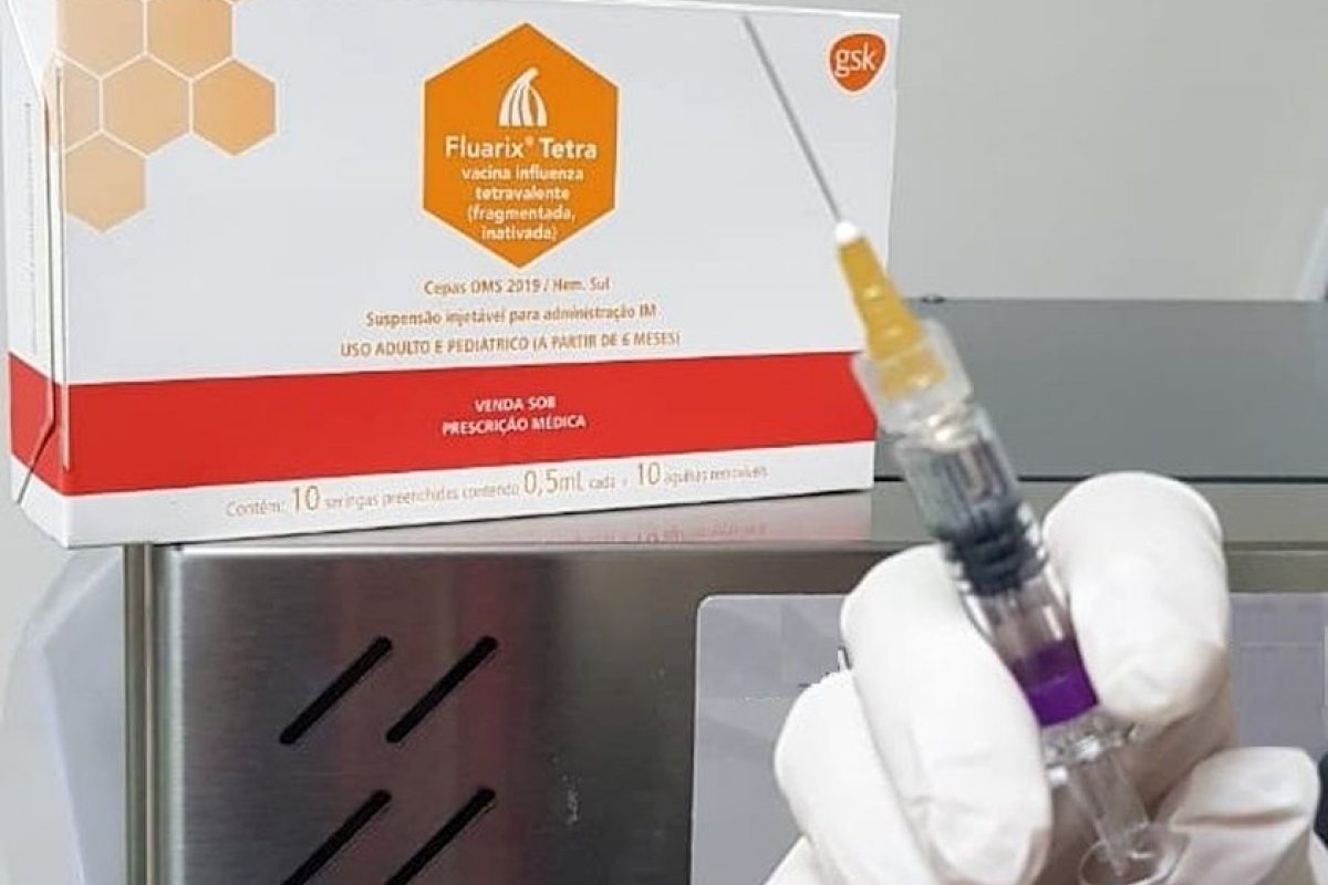 [Anvisa concede autorização a novo ensaio clínico de vacina britânica contra covid-19]