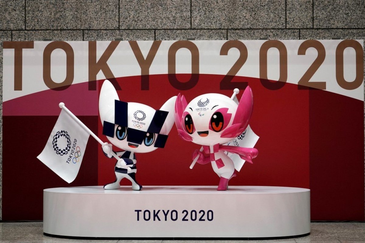 [Tóquio 2020 inaugura estátuas dos mascotes oficiais da olimpíada e paralimpíada]