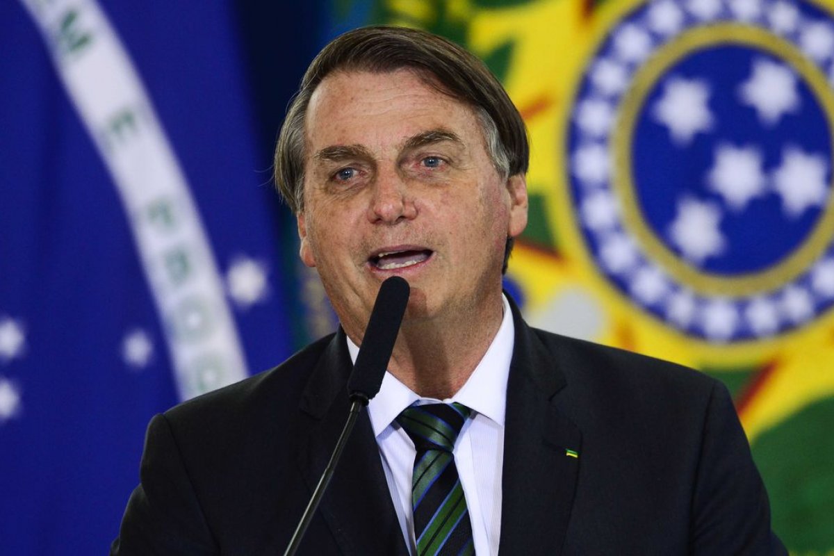 [De acordo com calendário de vacinação do DF, Bolsonaro já poderia ter tomado a vacina há cerca de 15 dias]