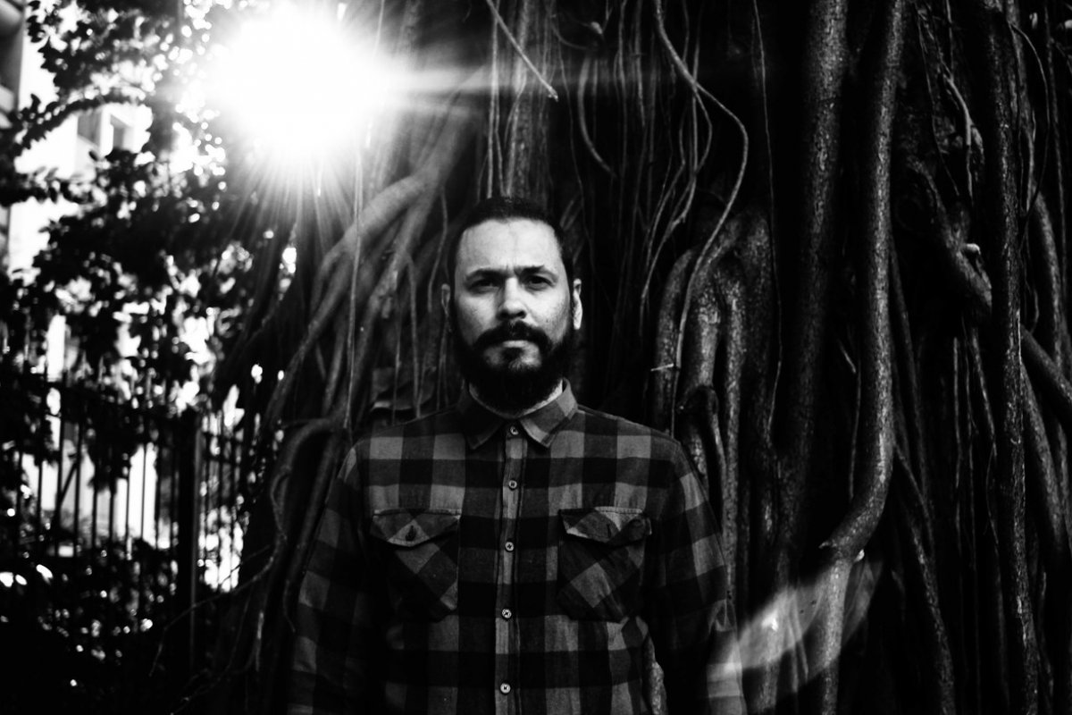 Nova música de Throe é marcada entre a transição do peso e o post-rock em [Nova música de Throe é marcada entre a transição do peso e o post-rock em