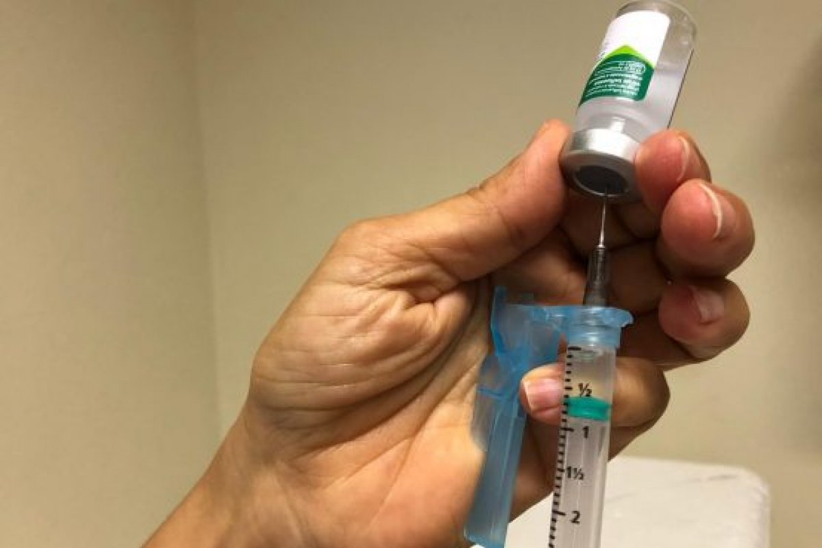 [Vacinação contra Influenza: Bahia imuniza 2,5% do público-alvo em 10 dias]