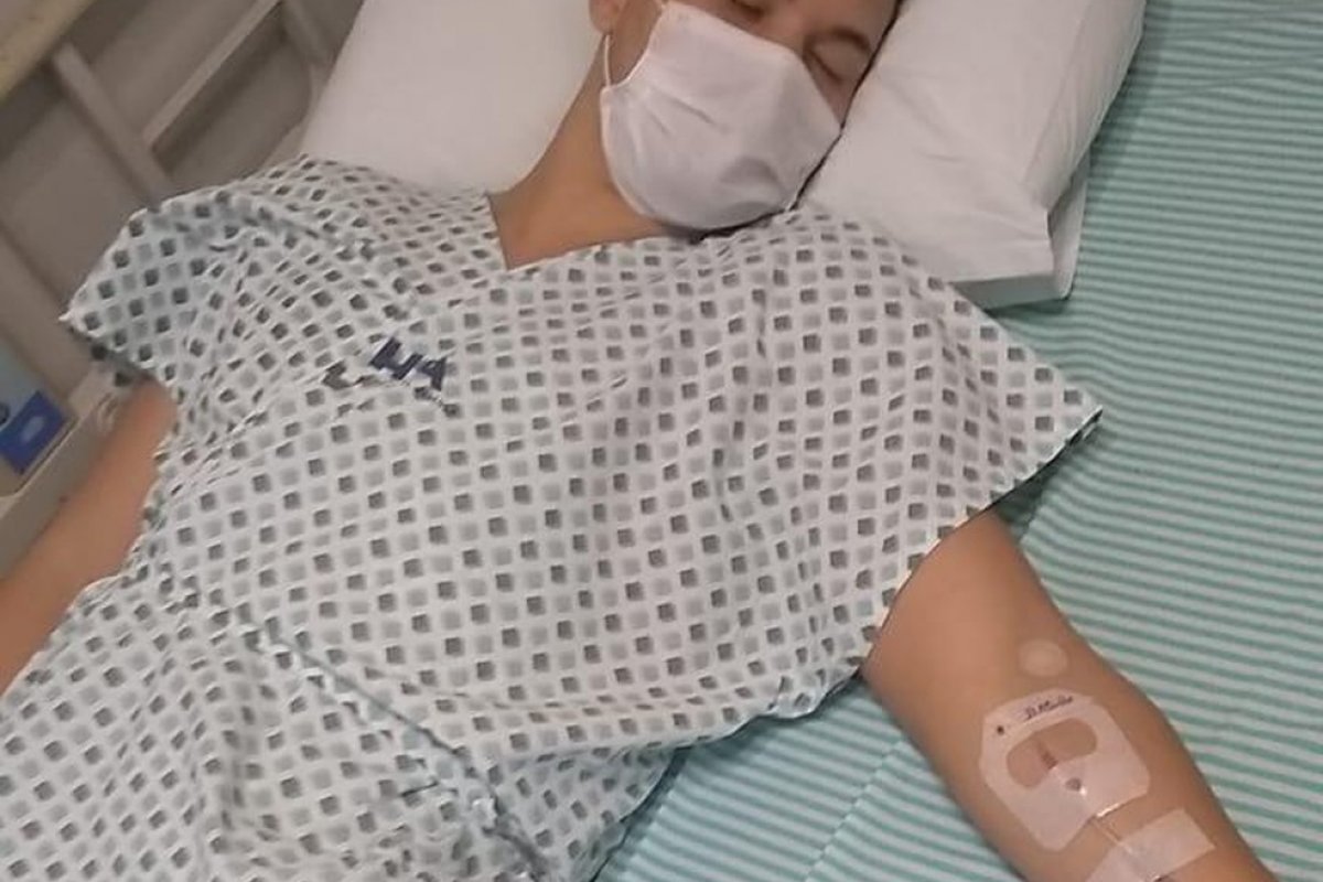 [Atacante Elly Ramos passa por cirurgia de apendicite nesta terça-feira (12)]