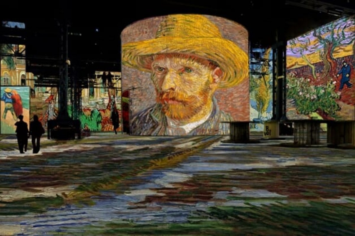 [Exposição imersiva dão vida a obras de Van Gogh em Nova York]