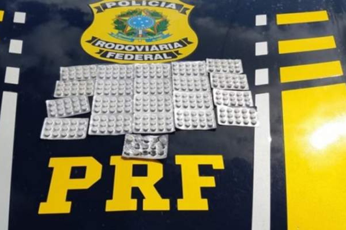 [Falso ambulante é preso em flagrante pela PRF com comprimidos de anfetamina no sudoeste da Bahia]