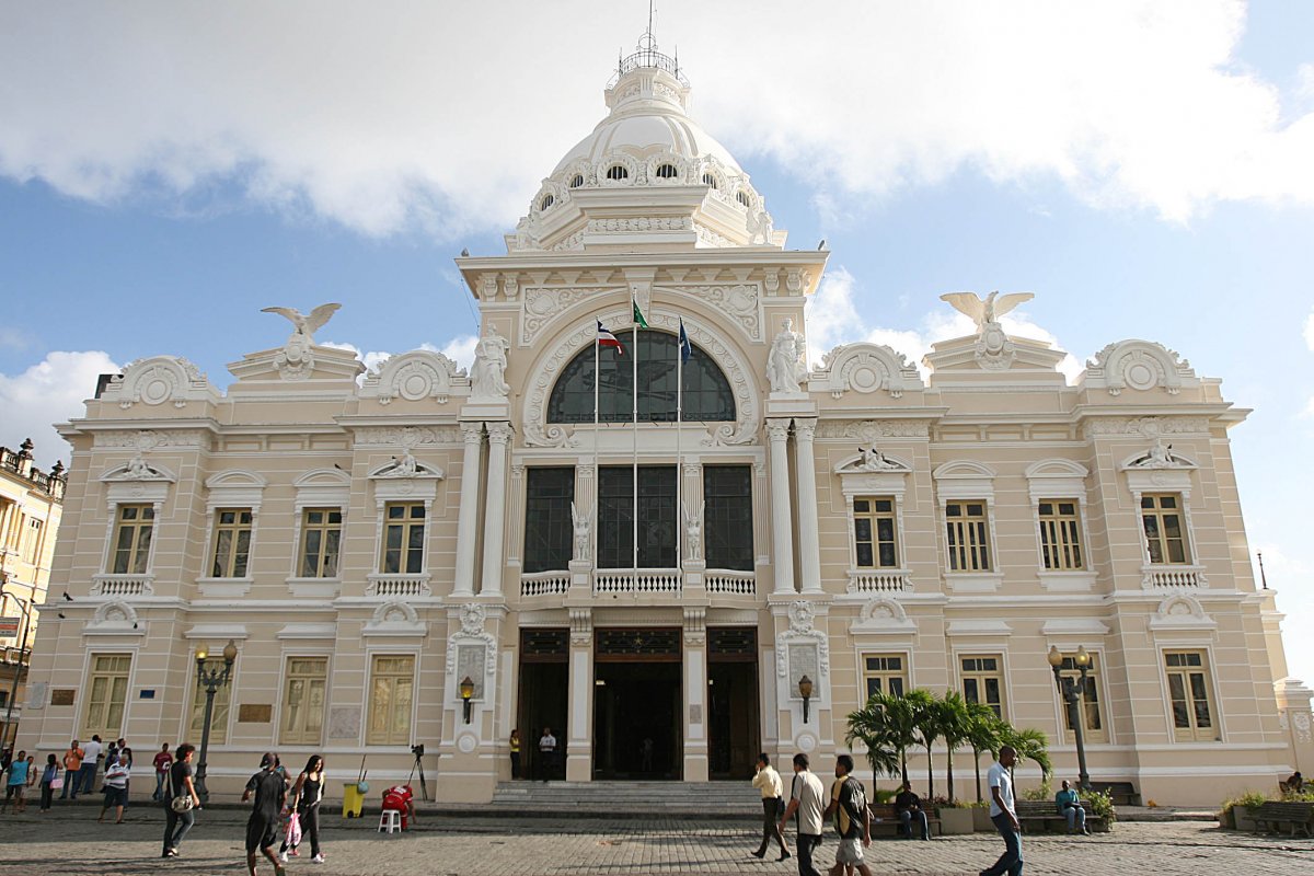 [Governador aprova proposta que transformará Palácio Rio Branco em hotel ]
